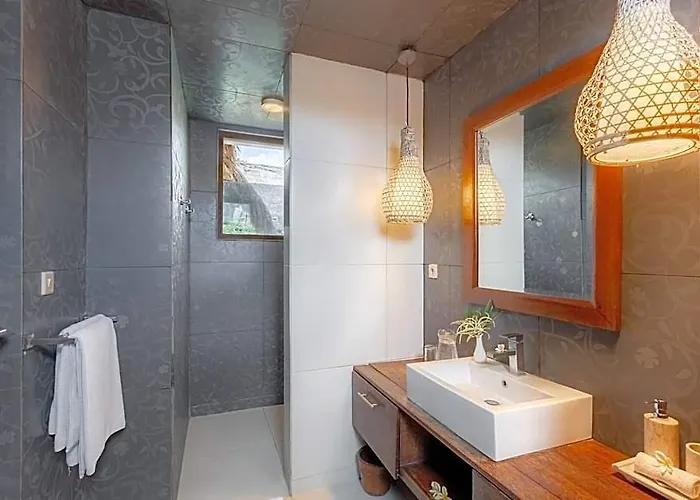Adua 2-bedroom Luxury Private Pool